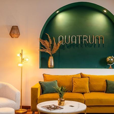 Quatrum Apartment Napoli Eksteriør billede