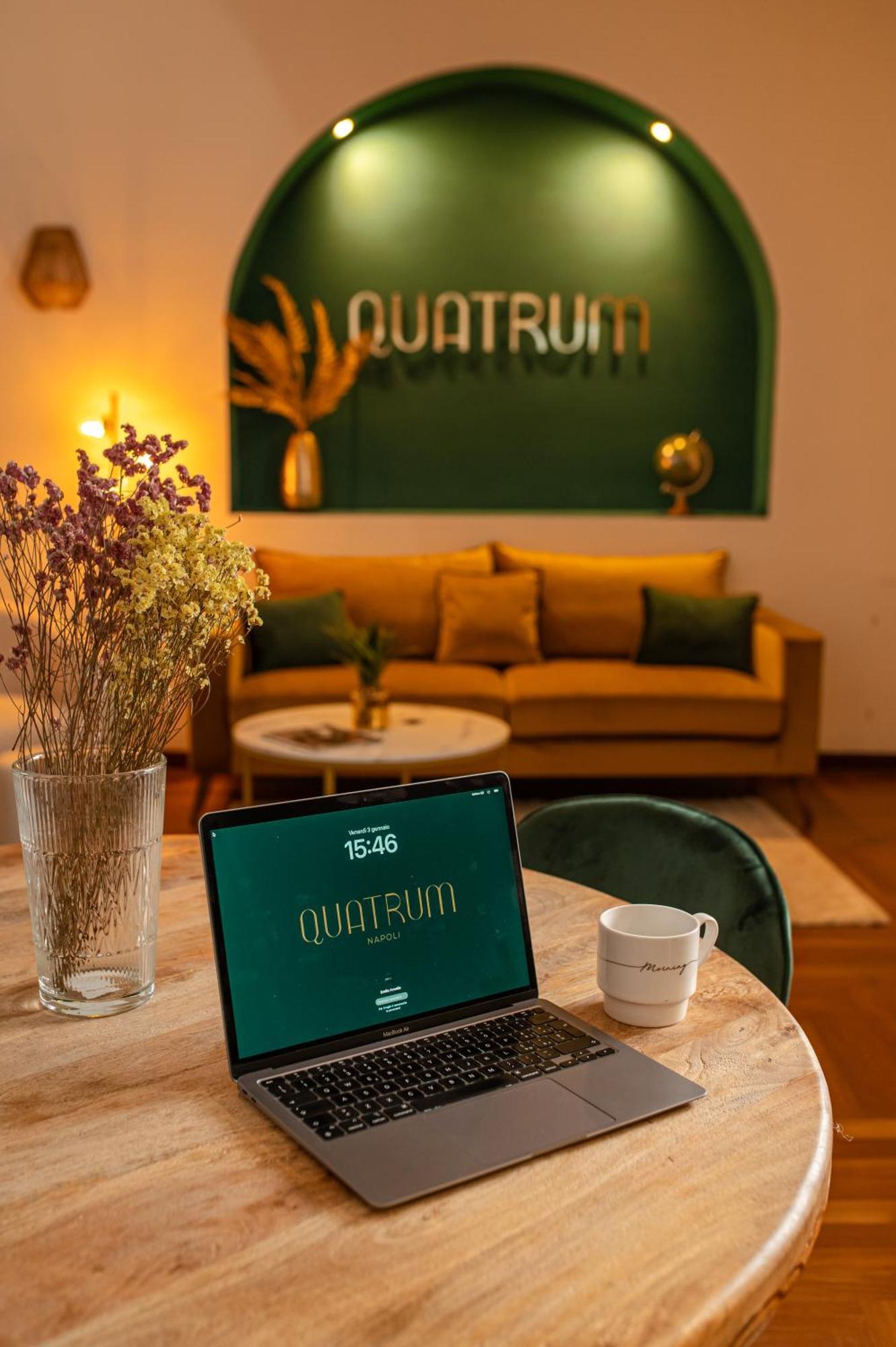 Quatrum Apartment Napoli Eksteriør billede