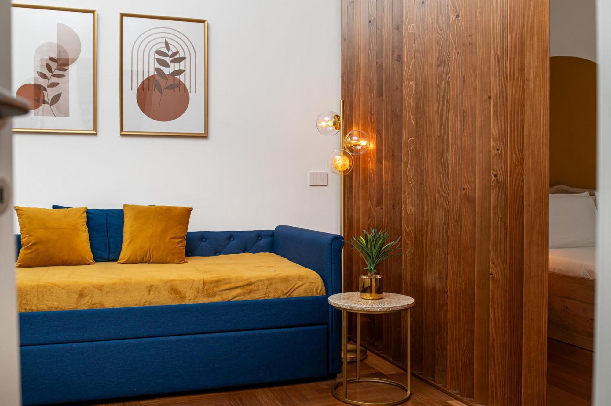 Quatrum Apartment Napoli Eksteriør billede