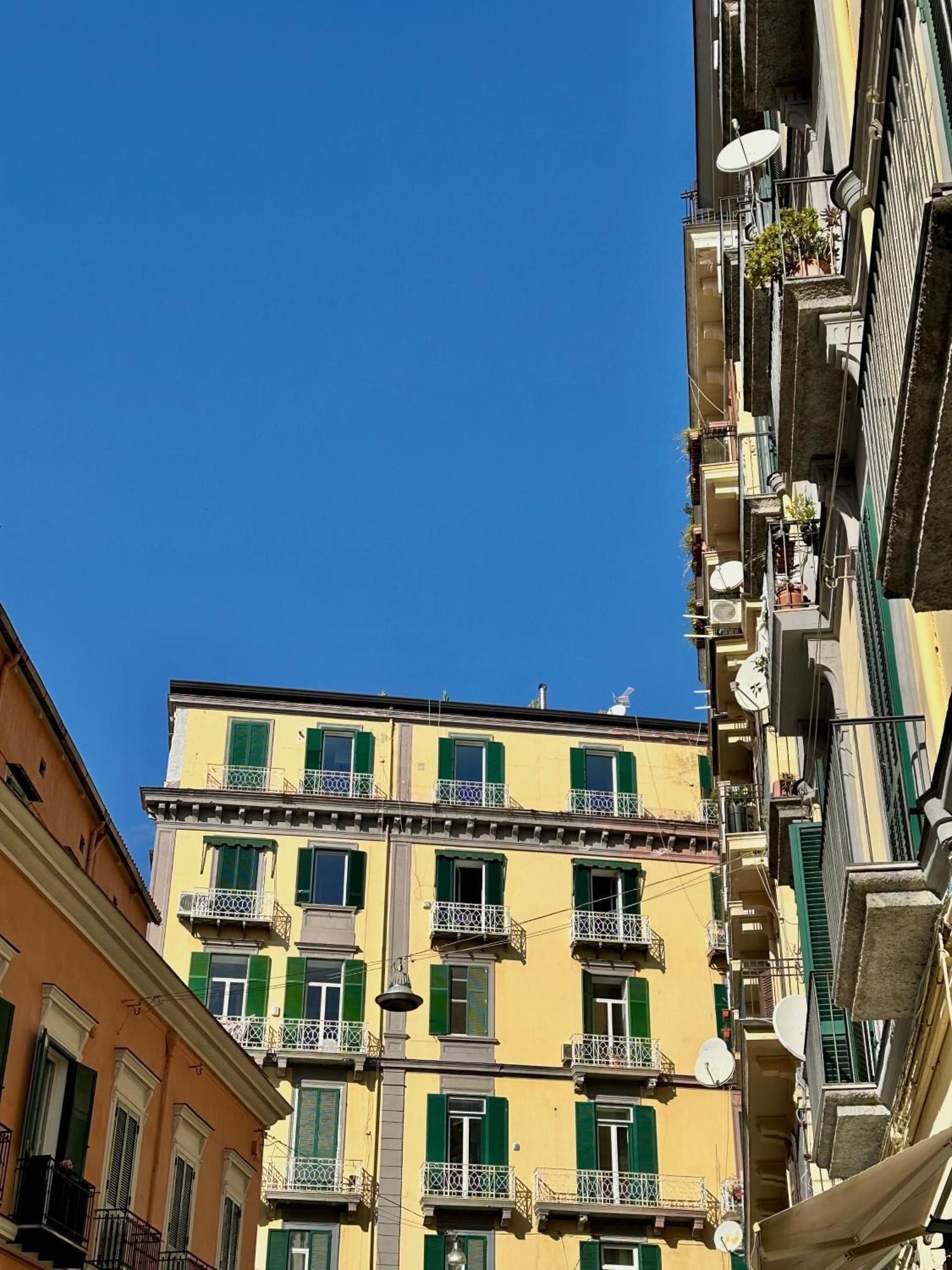Quatrum Apartment Napoli Eksteriør billede
